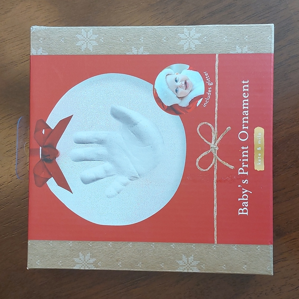 5/$25 NIB Handprint Ornament Kit